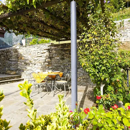 Casa Lumaca Feriehus Cannero Riviera