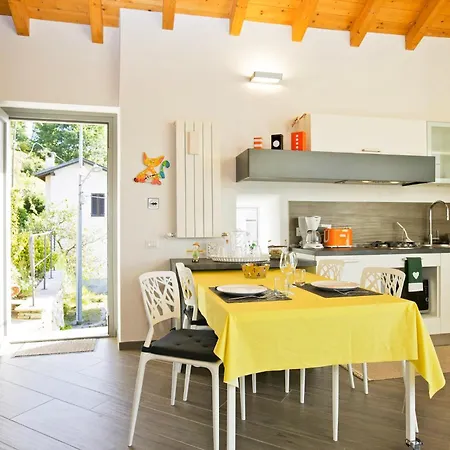 Сasa de vacaciones Casa Lumaca Cannero Riviera